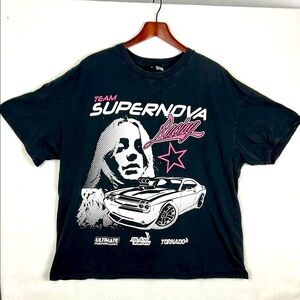 Divided Charcoal black  graphic Tee size XL